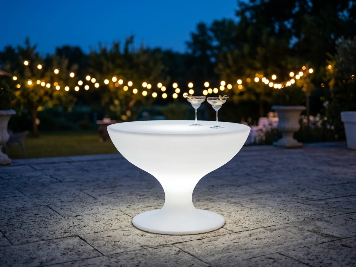 LED dohányzóasztal kerek, Ø80 × 56 cm (C114) — hangulatkép